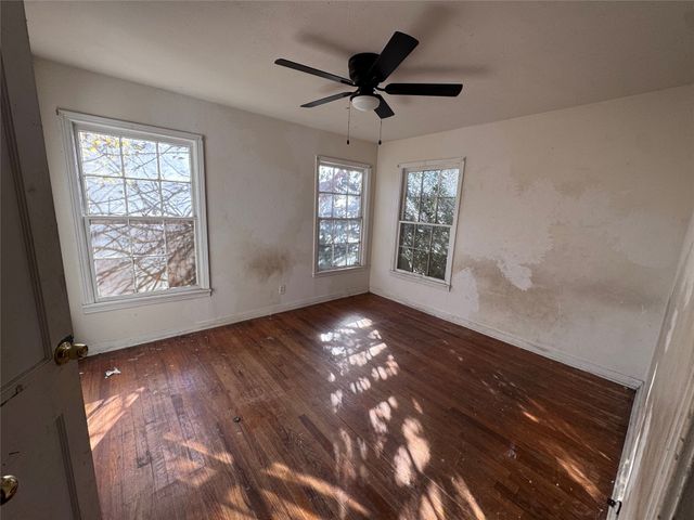 4111 Mcneil Street, Dallas, TX 75227