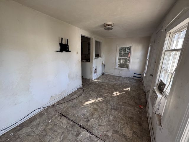 4111 Mcneil Street, Dallas, TX 75227