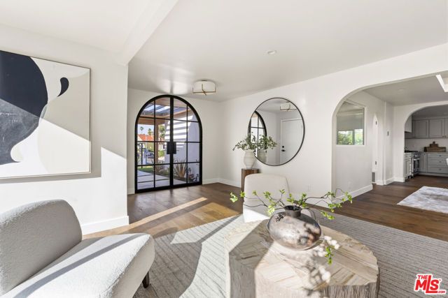 4600 Don Quixote Drive, Los Angeles, CA 90008