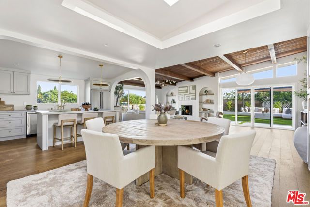 4600 Don Quixote Drive, Los Angeles, CA 90008