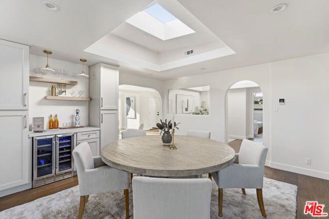 4600 Don Quixote Drive, Los Angeles, CA 90008