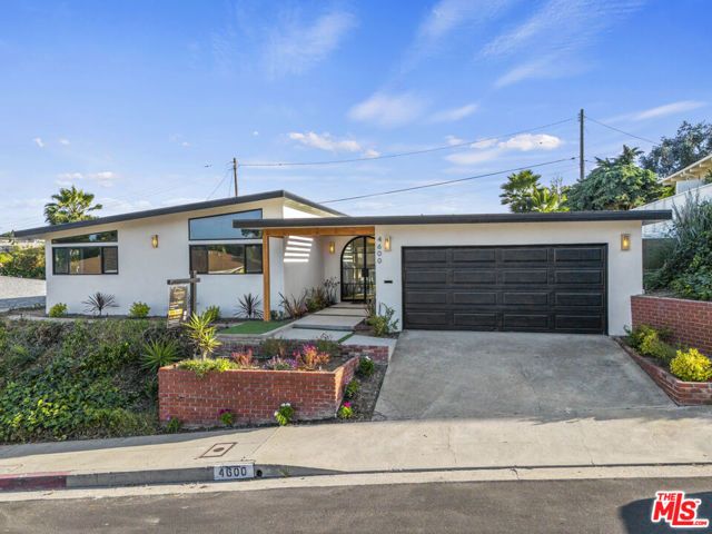 4600 Don Quixote Drive, Los Angeles, CA 90008