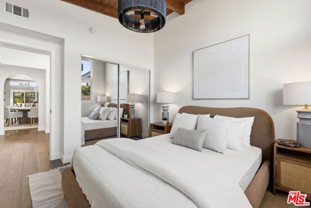 4600 Don Quixote Drive, Los Angeles, CA 90008