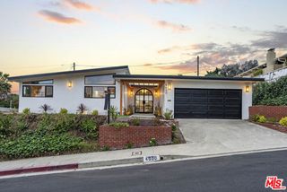 4600 Don Quixote Drive, Los Angeles, CA 90008