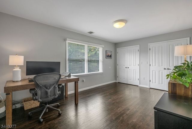 135 Bellair Rd, Ridgewood Village, NJ 07450