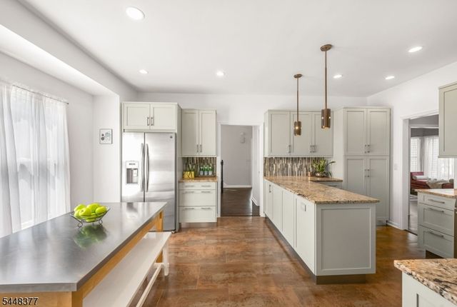 135 Bellair Rd, Ridgewood Village, NJ 07450