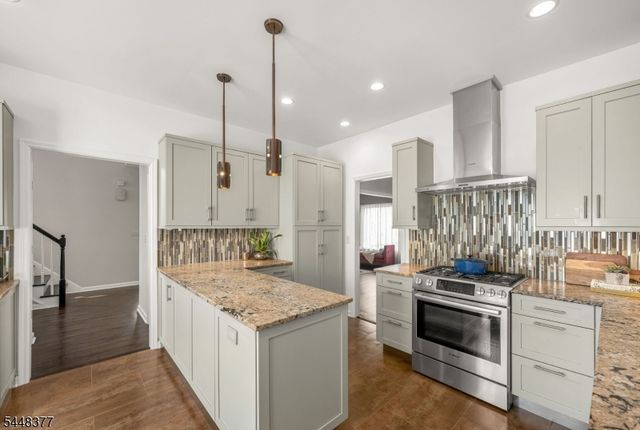 135 Bellair Rd, Ridgewood Village, NJ 07450