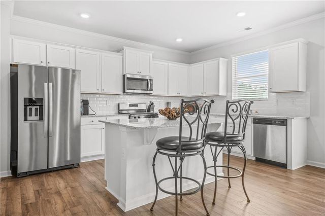 3135 Ellenton Drive, Lithia Springs, GA 30122