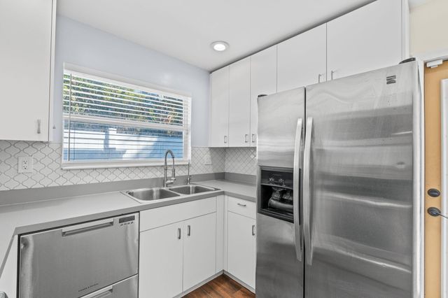 5213 Bethany Lane, Haverhill, FL 33415