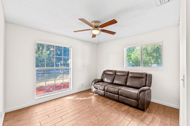 5213 Bethany Lane, Haverhill, FL 33415