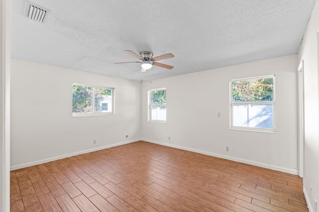 5213 Bethany Lane, Haverhill, FL 33415