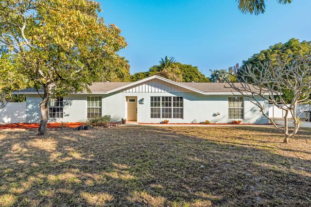 5213 Bethany Lane, Haverhill, FL 33415