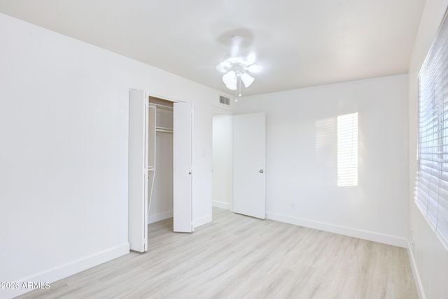 2924 W MYRTLE Avenue, Phoenix, AZ 85051