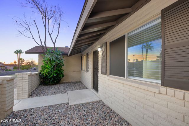 2924 W MYRTLE Avenue, Phoenix, AZ 85051