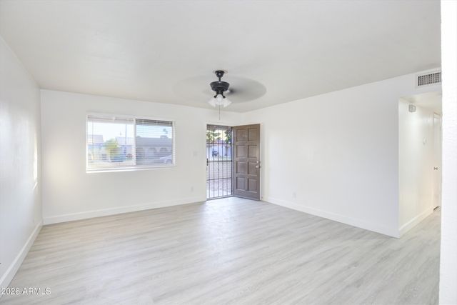 2924 W MYRTLE Avenue, Phoenix, AZ 85051