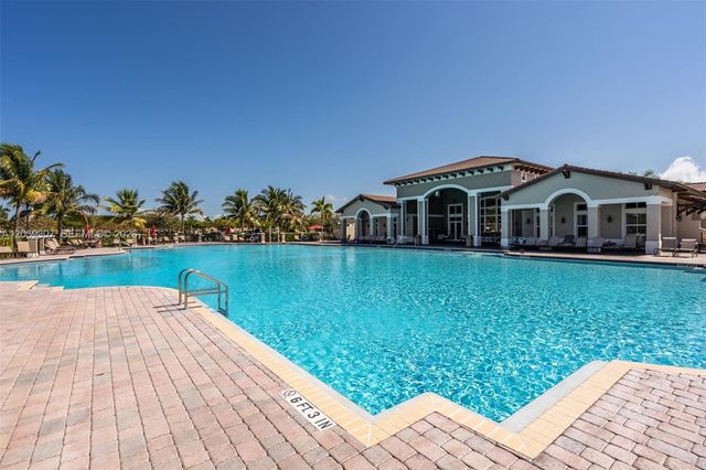 22412 SW 89th Ave, Cutler Bay, FL 33190