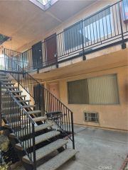 4681 Arlington 8, Riverside, CA 92504