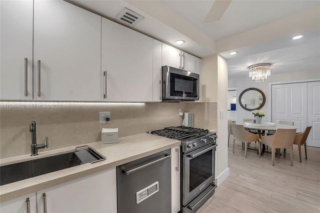 2030 S Ocean Dr 410, Hallandale Beach, FL 33009