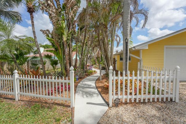 1341 SW Evergreen Lane, Palm City, FL 34990