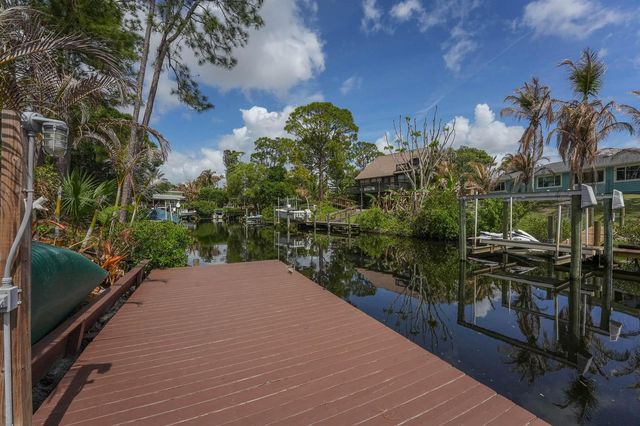 1341 SW Evergreen Lane, Palm City, FL 34990