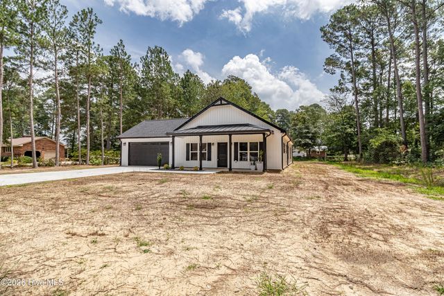 105 Franklin Street, La Grange, NC 28551