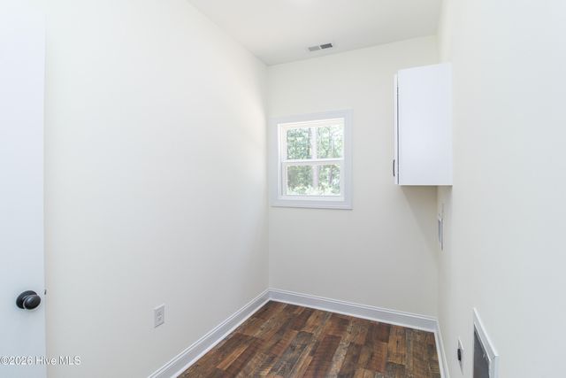 105 Franklin Street, La Grange, NC 28551