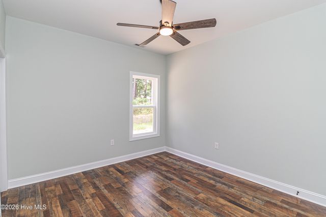105 Franklin Street, La Grange, NC 28551