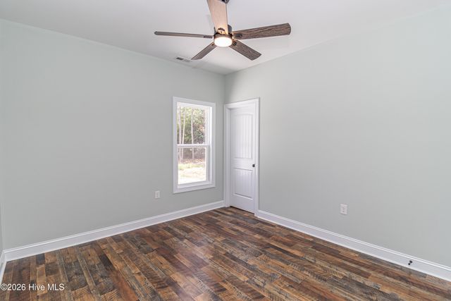 105 Franklin Street, La Grange, NC 28551