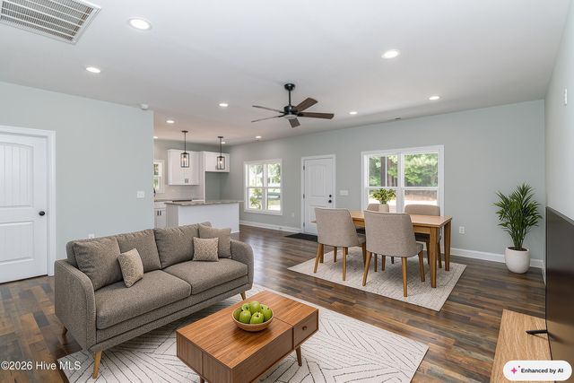 105 Franklin Street, La Grange, NC 28551