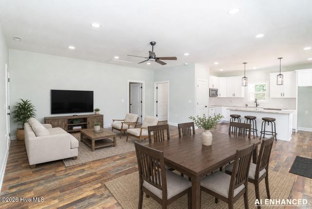 105 Franklin Street, La Grange, NC 28551