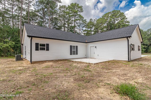 105 Franklin Street, La Grange, NC 28551