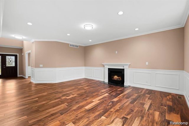21507 Randall Street, Farmington Hills, MI 48336