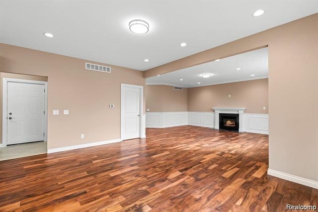 21507 Randall Street, Farmington Hills, MI 48336