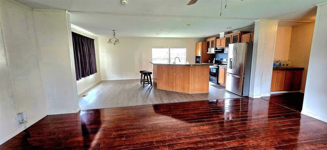 8253 Hutcheson Hill Road, Springtown, TX 76082