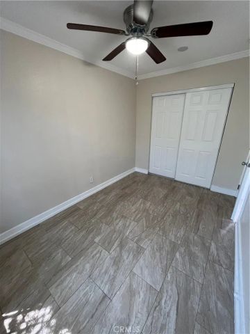 5216 S Budlong, Los Angeles, CA 90037
