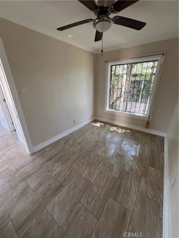 5216 S Budlong, Los Angeles, CA 90037