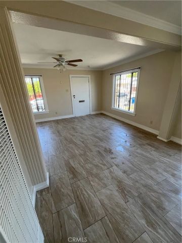 5216 S Budlong, Los Angeles, CA 90037