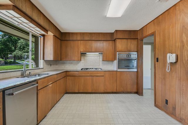6904 Stahl CV, Austin, TX 78731