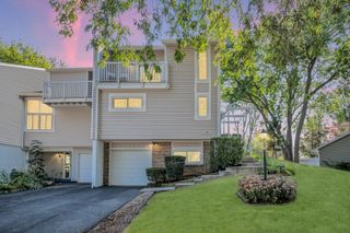 1101 Sausalito Court 1101, Bartlett, IL 60103