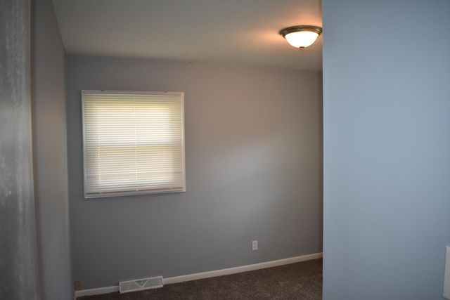 1415 W 62nd Avenue, Merrillville, IN 46410