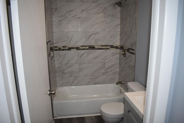 1415 W 62nd Avenue, Merrillville, IN 46410
