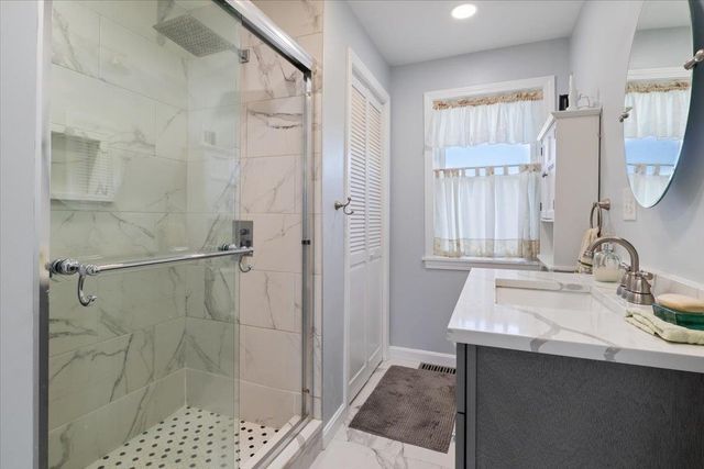 72 Island Path, Hampton, NH 03842