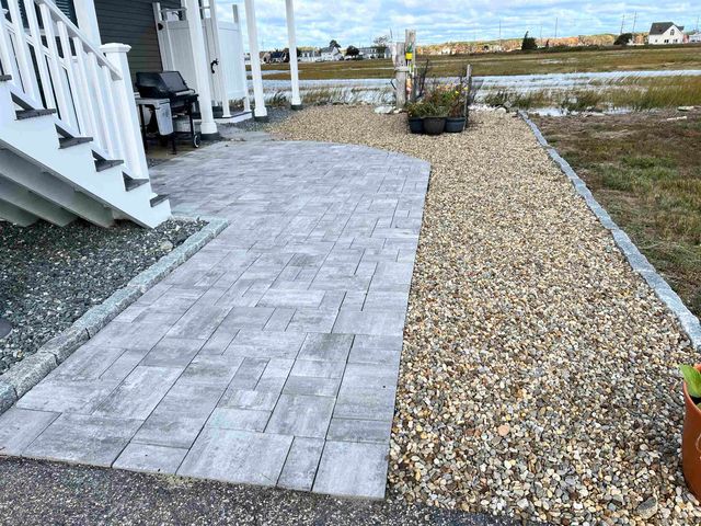 72 Island Path, Hampton, NH 03842