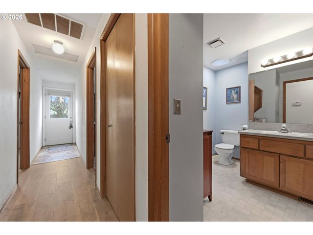 91153 N MILLER St, Eugene, OR 97408