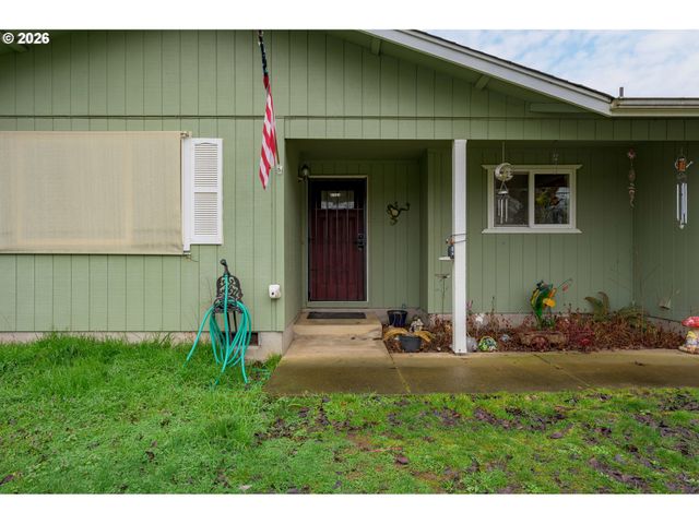 91153 N MILLER St, Eugene, OR 97408