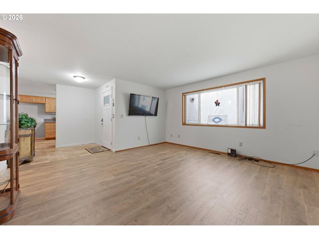 91153 N MILLER St, Eugene, OR 97408