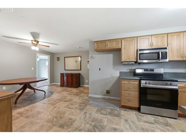 91153 N MILLER St, Eugene, OR 97408