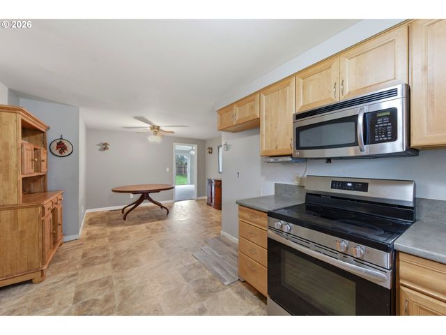 91153 N MILLER St, Eugene, OR 97408