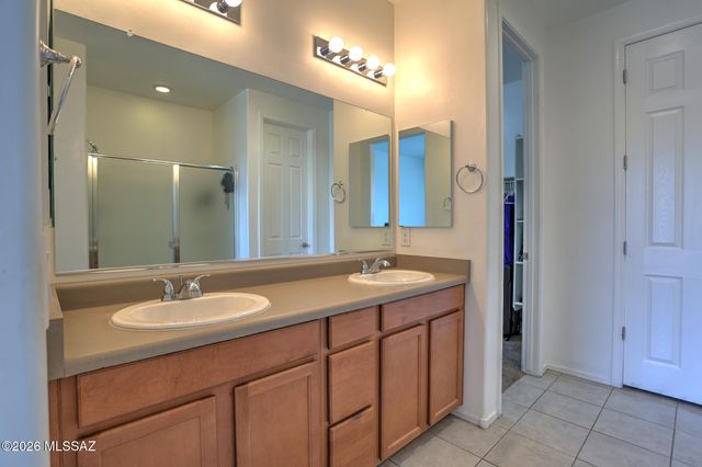 995 W Calle Tolima, Sahuarita, AZ 85629