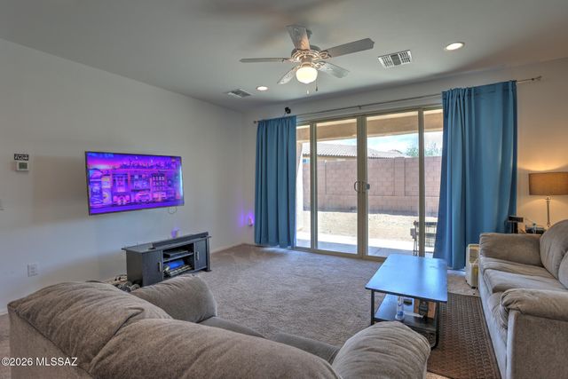995 W Calle Tolima, Sahuarita, AZ 85629